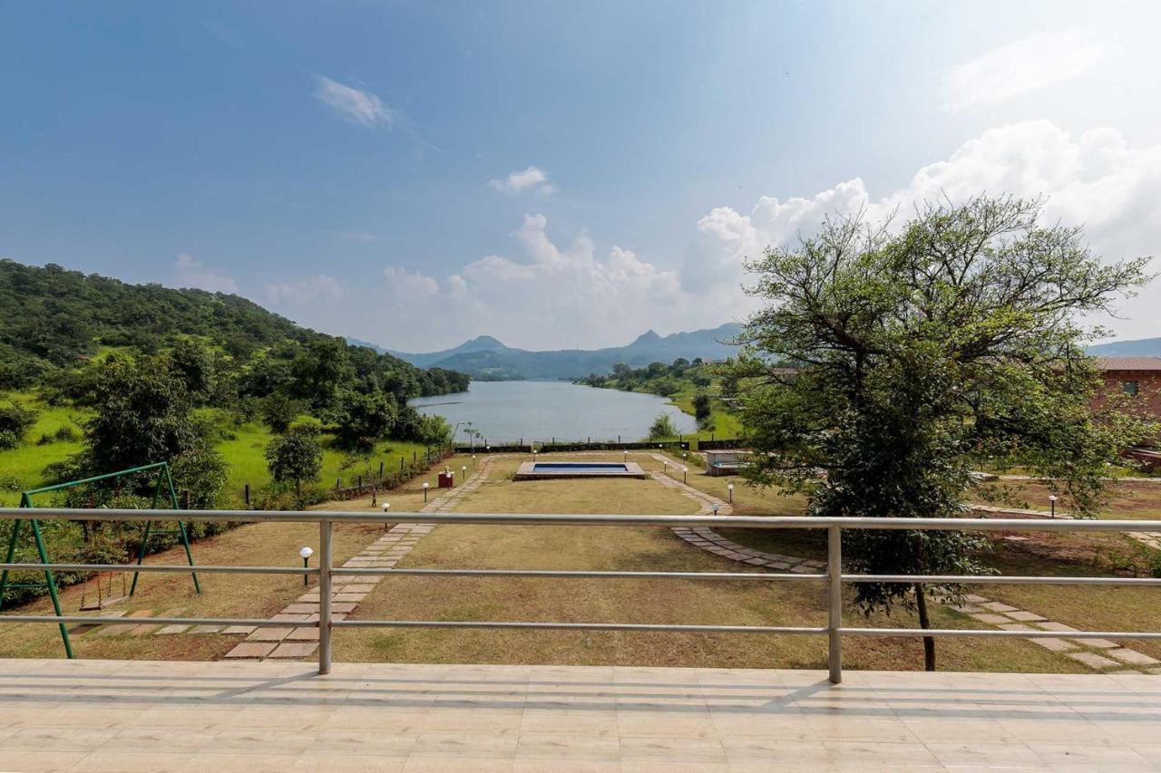 Stayvista'S Shivom Villa 1 - A Serene Escape With Views Of The Valley And Lake Lonavala Esterno foto